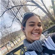 Profesora titulada en enfermería con más de 1 año de experiencia