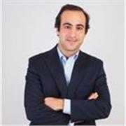 Graduado en Derecho con clara vocación por el campo jurídico y docente