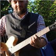 Chitarra elettrica, acustica, classica - con un Maestro professionista del settore