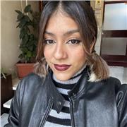 Studentessa di quinta liceo linguistico impartisce ripetizioni dai bambini delle elementari fino allo ragazzi di seconda superiore