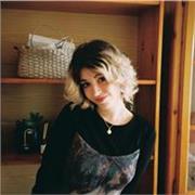 Ilustradora con experiencia en impartir clase y con gran pasión al arte, me gustaría enseñar a niños 