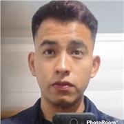 El profesor de Educacion Fisica imparte clases para todas las edades