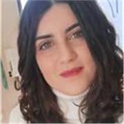 Insegnante di lettere, con esperienza decennale nella ripetizioni private, impartisce lezioni a studenti di ogni ordine e grado.