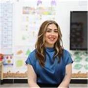 Native English speaker with 2 years’ experience working in a Kindergarten and Primary school. 