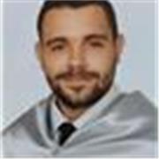 Profesor de Historia imparte clases a personas de cualquier edad. Presencial u online