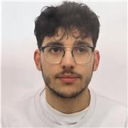 Graduado en Química, apto hasta los 16 años. Clases presenciales en Vigo, con opción telemática.