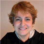 Ich unterrichte Türkisch als Fremdsprache. Ich arbeite Jahren. Jahren arbeite ich online