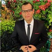 Maestro de apoyo especializado en la industria e investigador profesional