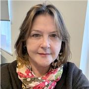 I am a retired teacher, life coach and well-being practitioner who can students organise themselves.