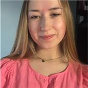 Professeure pour des cours pour le cycle primaire