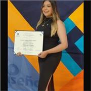 Profesora de música, piano, canto y lectura musical