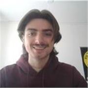 Studente Magistrale di Ingenieria con passione per le lingue e Inglese C2 certificato