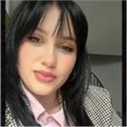 Angela affidabile, paziente e super organizzata.
​Babysitting creativo + Ripetizioni e aiuto compiti di italiano 