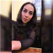 Sono una neolaureata di 27 anni con due lauree: una in Lingue grazie a cui ho un’ottima conoscenza dell’Inglese e dello Spagnolo.
Ho una buona conoscenza del pacchetto office, di Excel e dei social network. 
Pur non avendo studiato con l’obbiettivo di div