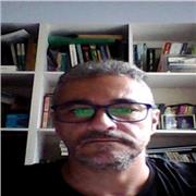 Professor de Química com 20 anos de experiência