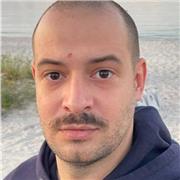 ich bin Melvin, 35 Jahre und studiere Philosophie im Master an der Goethe-Universität in Frankfurt