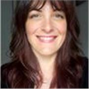 Je suis Jessica, prof de couture, avec 20 ans d'expériences, j'enseigne à domicile dans un rayon de 20 km autour de Mérignac.