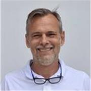 Profesor de inglés acreditado FP por SCE, certificado C1 EOI.