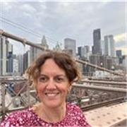 Giornalista con esperienza ventennale, laureata in lettere moderne, con buon inglese, offre lezioni di italiano a stranieri 