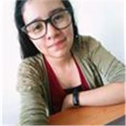 Instructora en diseño gráfico, inicios de adobe Illustrator