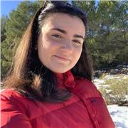 Je m’appelle Inés Costa, et je donne des cours particuliers depuis des années. Je parle espagnol parce que je suis native. Je suis actuellement en quatrième année de droit à l’Université de Toulouse.
J’essaie de faire en sorte que ma méthodologie aide les