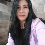 Maestra de apoyo en clases de español, comunicación y variantes