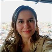Spanish tutor with soft skills providing lessons to people of all ages