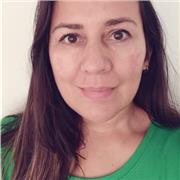 ¡Hola! Soy administradora de empresas, de nacionalidad Colombiana, con ilusión de enseñar mi lengua nativa