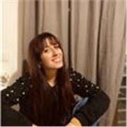 Pronta ad aiutarti con i tuoi compiti!
Laureata in storia dell’arte impartisco lezioni coinvolgenti adatte anche ai più piccoli.