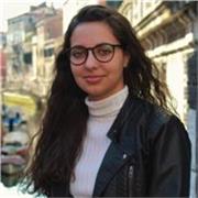 Laureanda in Digital Marketing, offre aiuto compiti e ripetizioni