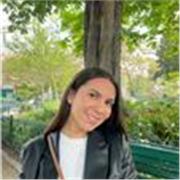 Profesora para apoyo escolar y refuerzo en Francés e Inglés para este verano