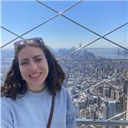 Studentessa magistrale offre lezioni di lingua portoghese