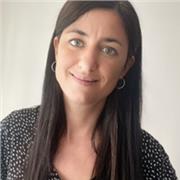 Profesora de psicología para apoyo curricular. Orientación para la elaboración de TF