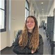 He impartido clases particulares de Matemáticas Aplicadas a alumnos hasta 4º de la ESO. Soy graduada en Administración y Dirección