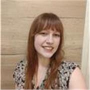 Professeure de FLE, avec plus de 3 ans d'expérience, et diplômée d'un Master. Offre des cours personnalisés en ligne ! 