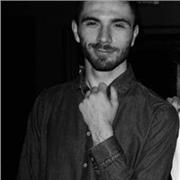 Étudiant en Institut d'études politiques, j'offre mes services à des élèves de collège comme de lycée, pour améliorer leur compétence et leur méthodologie !