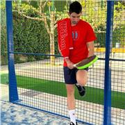 Jugador de padel profesional, y profesor de pade de de padel con 4 años de experiencia