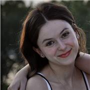 Ti serve un aiuto? Sono pronta ad aiutarti!