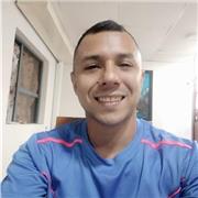 Profesor de educación física da clases de deporte y biomecánica en la ciudad de Cúcuta