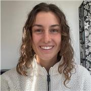 Studnetessa di architettura disponibile per aiuto compiti e babysitting