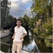 Estudiante de tercero de química ofreciendo clases presenciales y online de química, física y matemática. En euskera y español