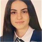 Estudiante de Educación primaria, con experiencia en extraescolares de idiomas y arte. 