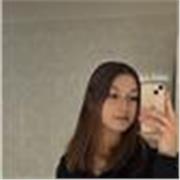 Studentessa 16enne con buone conoscenze in ambito scientifico e grammaticale