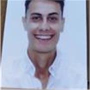 Maestro de primaria en la especialidad de educación física. Podría dar clases de todas las asignaturas.