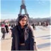 Enseignement de l'anglais aux élèves du primaire âgés de 4 à 12 ans environ.