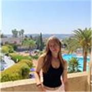 Profesora de distintas materias: Historia, Lengua, Matemáticas (hasta 3ºESO), Técnicas de Estudio