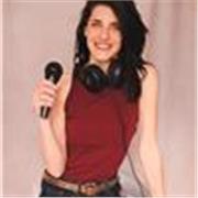 Attrice e speaker offro lezioni per imparare ad amare la propria voce e colorarla di emozioni