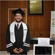 Je n’enseigne pas les maths. J’enseigne à des cerveaux uniques.