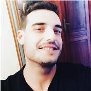 Insegnante di Latino e Greco impartisce lezioni private