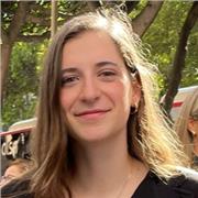 Alumna de bachillerato con media de sobresaliente ofrece clases particulares para niños y adolescentes.